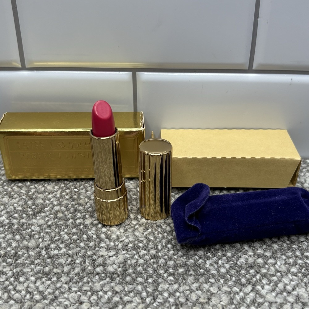 Estee Lauder Raspberry 24 Perfect Lipstick Gold Ribbed Case New